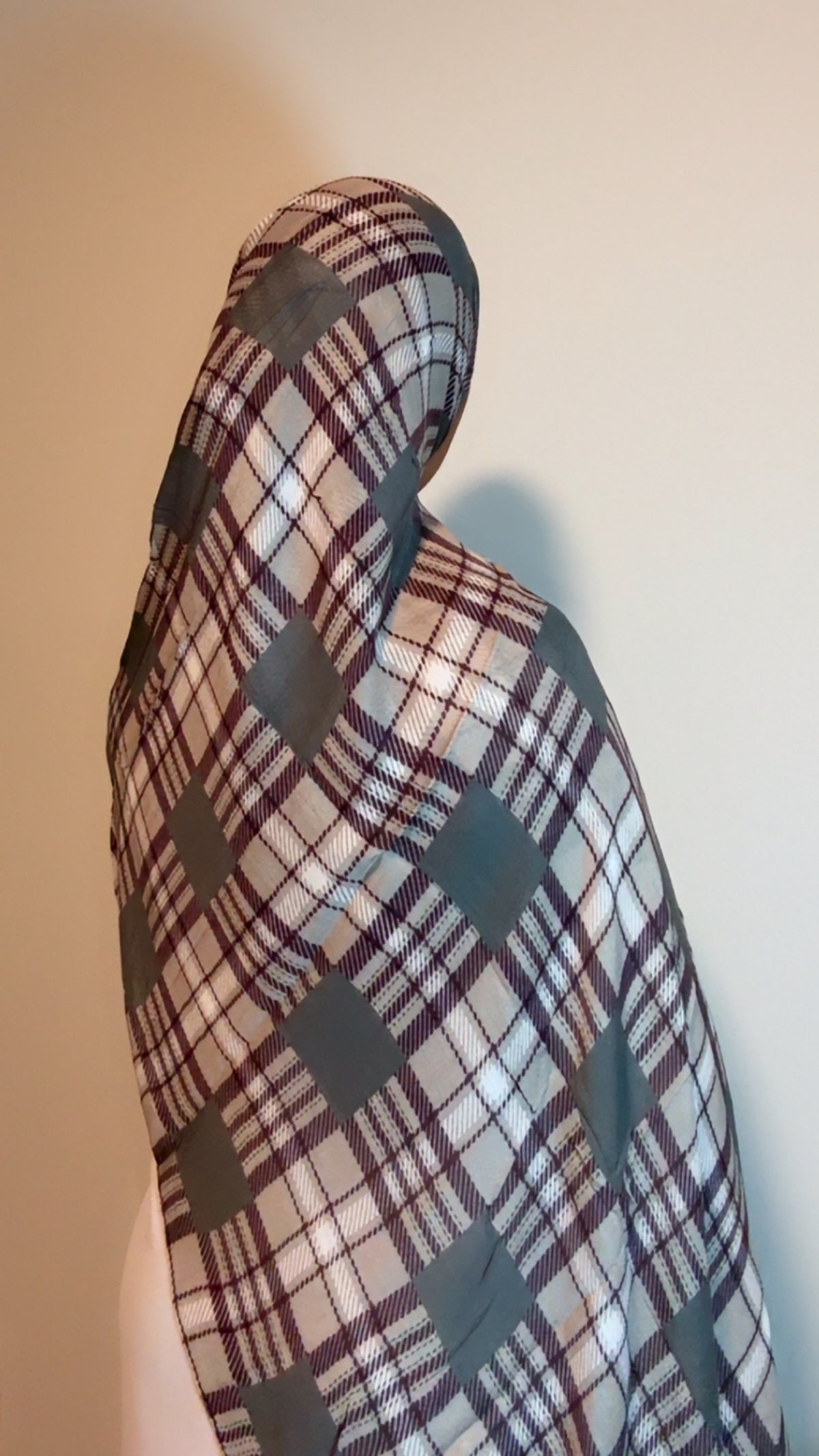 Maysa Plaid Hijab