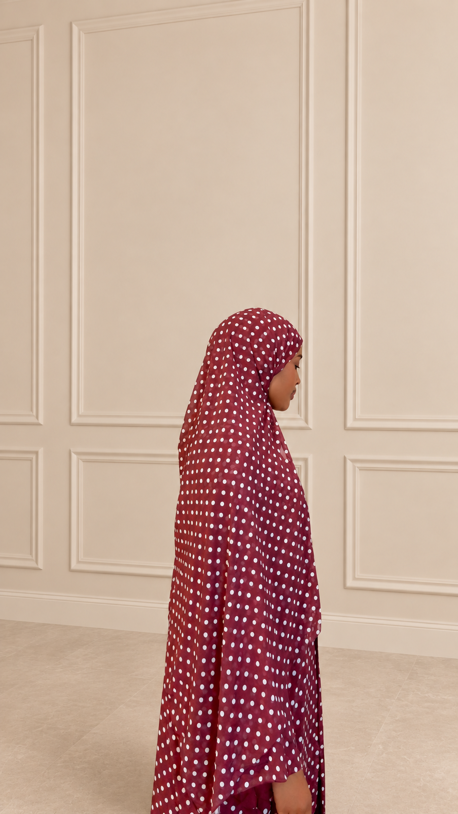 Burgundy Polka Dot Abaya
